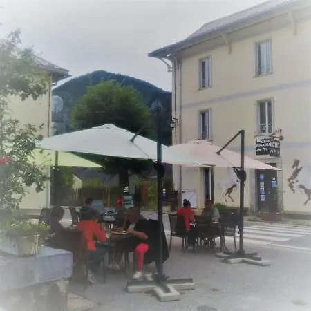 Le Relais Des Cavaliers * Villeneuve-d'Entraunes