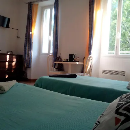 Hotel Le Relais Des Cavaliers *