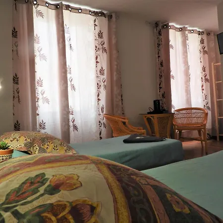 Hotel Le Relais Des Cavaliers Villeneuve-d'Entraunes